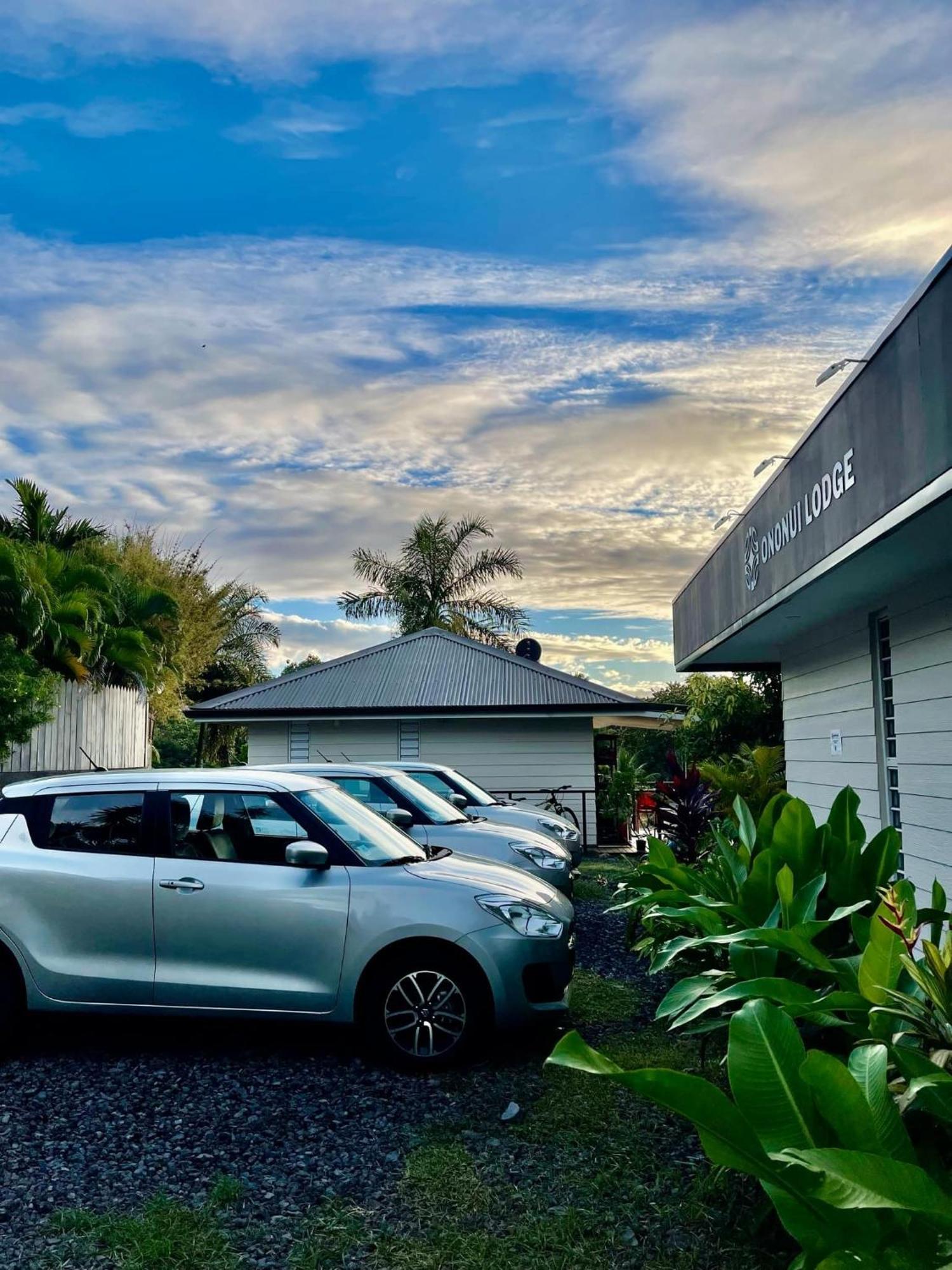 Ononui Airport Studio Fa'a'ā Extérieur photo