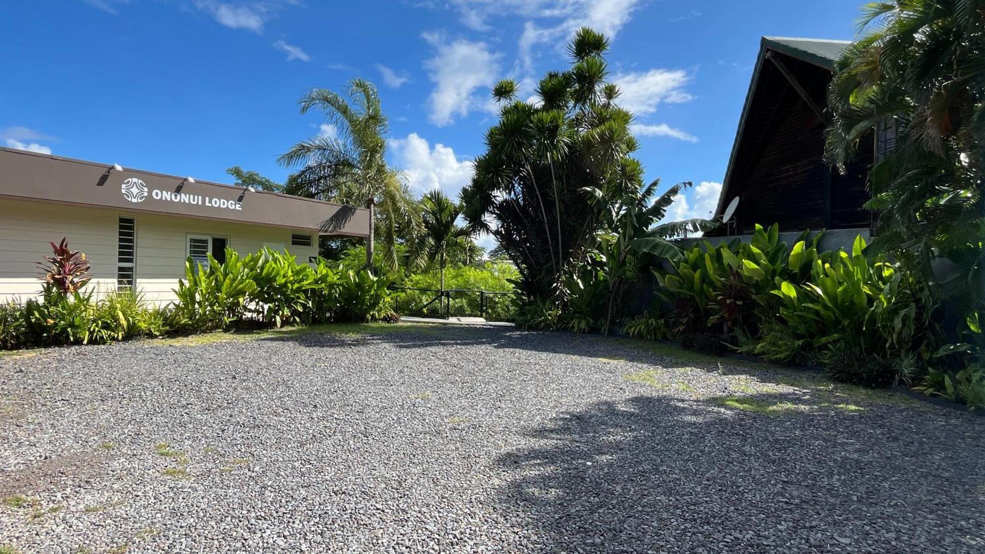 Ononui Airport Studio Fa'a'ā Extérieur photo